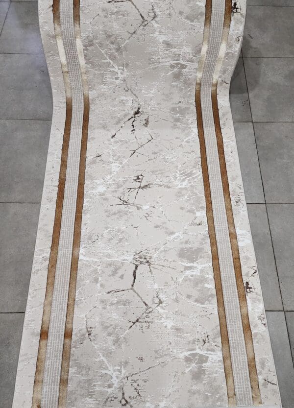Gold Runner L429A